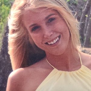 Meet your Posher, Melany